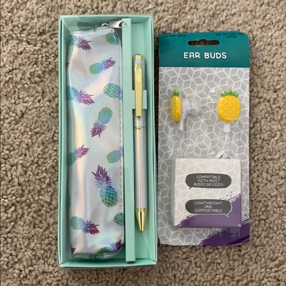 🍍All things pineapple🍍 - Picture 2 of 3